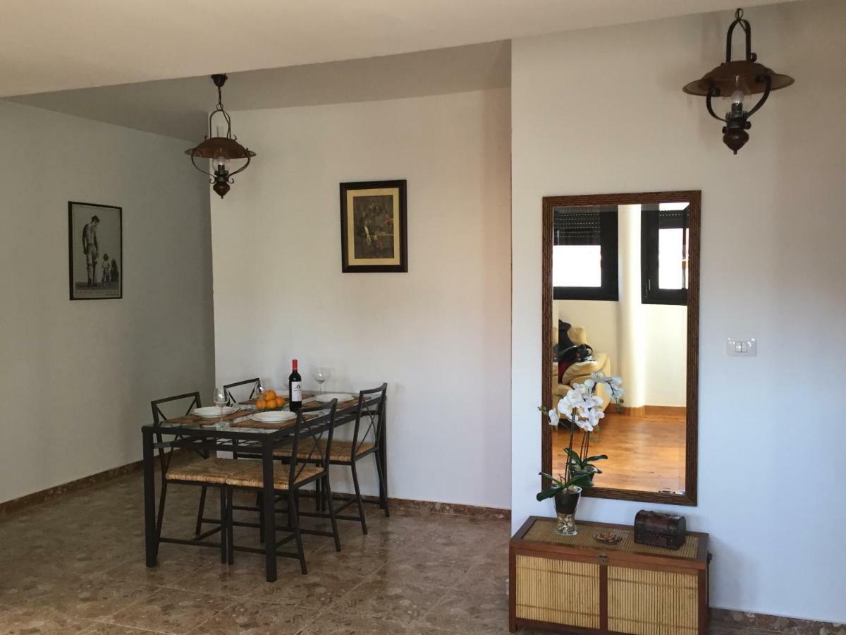 Apartamento Situado En El Centro De Santa Cruz Apartment Luaran gambar